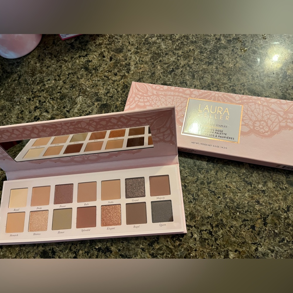 NIB Laura Geller “Seasonless Staples” Eyeshadow kit